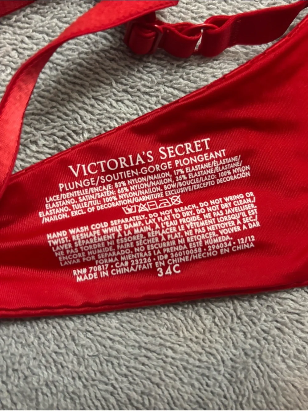 Victoria's Secret Plunge Red Lace Push-Up Bra with Front Tie